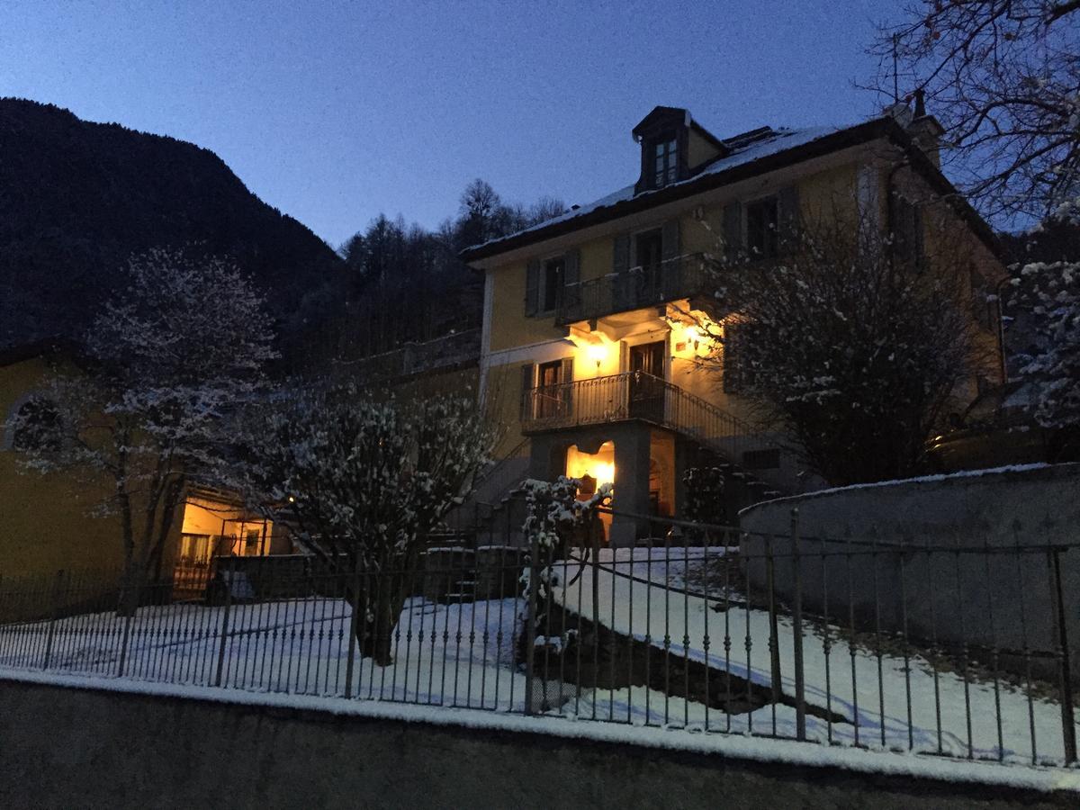 B&B Dell'Antica Osteria -Варцо Екстер'єр фото
