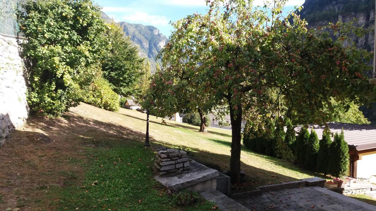 B&B Dell'Antica Osteria -Варцо Екстер'єр фото